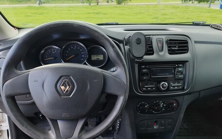 Renault Logan II, 2016 год, 475 000 рублей, 17 фотография