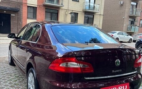 Skoda Superb III рестайлинг, 2013 год, 1 500 000 рублей, 2 фотография