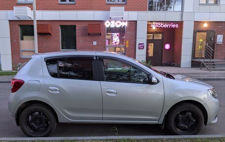 Renault Sandero II рестайлинг, 2016 год, 869 000 рублей, 3 фотография