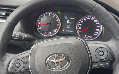 Toyota RAV4, 2019 год, 2 700 000 рублей, 19 фотография