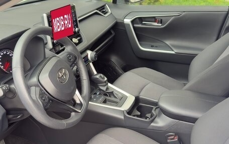 Toyota RAV4, 2019 год, 2 700 000 рублей, 20 фотография