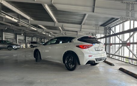 Infiniti Q30, 2017 год, 2 390 000 рублей, 8 фотография