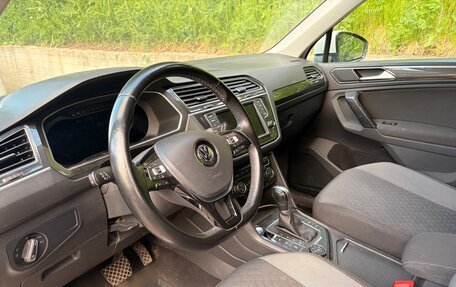 Volkswagen Tiguan I, 2016 год, 2 300 000 рублей, 9 фотография
