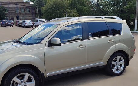 Mitsubishi Outlander III рестайлинг 3, 2008 год, 1 380 000 рублей, 5 фотография