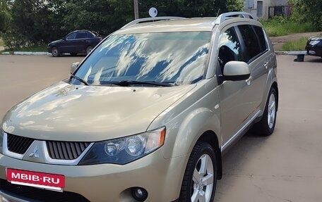 Mitsubishi Outlander III рестайлинг 3, 2008 год, 1 380 000 рублей, 4 фотография
