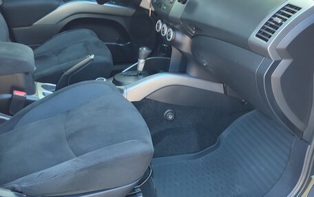 Mitsubishi Outlander III рестайлинг 3, 2008 год, 1 380 000 рублей, 12 фотография