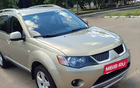 Mitsubishi Outlander III рестайлинг 3, 2008 год, 1 380 000 рублей, 7 фотография