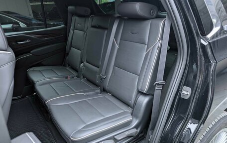 Cadillac Escalade V, 2022 год, 9 997 000 рублей, 16 фотография