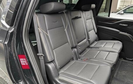 Cadillac Escalade V, 2022 год, 9 997 000 рублей, 18 фотография