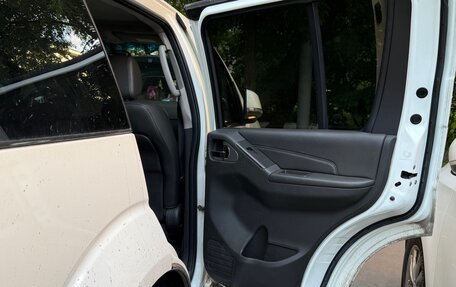 Nissan Pathfinder, 2012 год, 2 930 000 рублей, 13 фотография