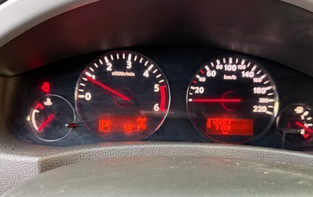 Nissan Pathfinder, 2012 год, 2 930 000 рублей, 18 фотография