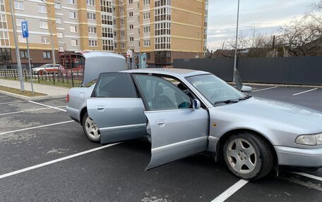 Audi A8, 1998 год, 670 000 рублей, 7 фотография
