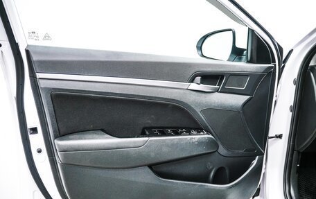 Hyundai Elantra VI рестайлинг, 2019 год, 1 549 000 рублей, 11 фотография