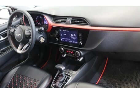 KIA Rio IV, 2021 год, 1 831 000 рублей, 5 фотография