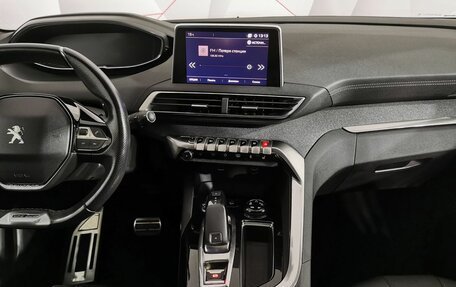 Peugeot 3008 II, 2017 год, 1 895 000 рублей, 13 фотография