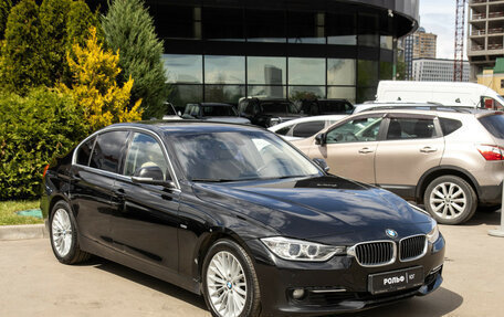 BMW 3 серия, 2013 год, 1 628 000 рублей, 3 фотография