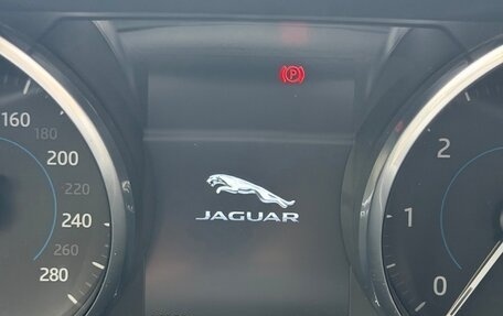 Jaguar XF II, 2016 год, 1 970 000 рублей, 8 фотография