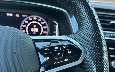 Volkswagen Tiguan II, 2021 год, 3 550 000 рублей, 12 фотография