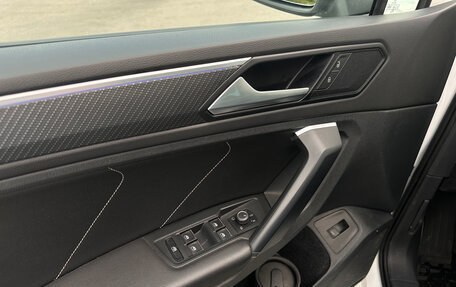 Volkswagen Tiguan II, 2021 год, 3 550 000 рублей, 17 фотография