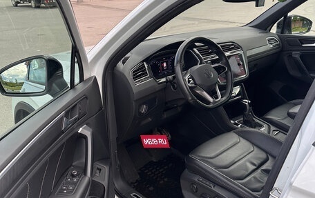Volkswagen Tiguan II, 2021 год, 3 550 000 рублей, 16 фотография