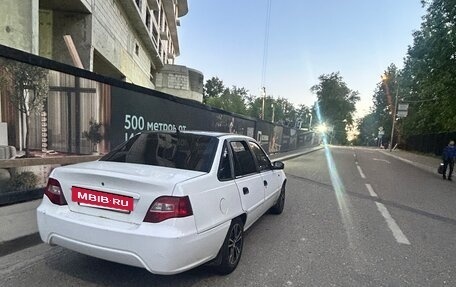Daewoo Nexia I рестайлинг, 2010 год, 175 000 рублей, 2 фотография