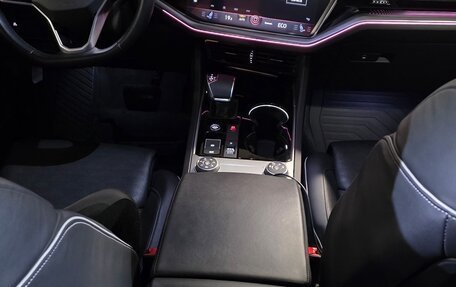 Volkswagen Touareg III, 2021 год, 6 900 000 рублей, 14 фотография
