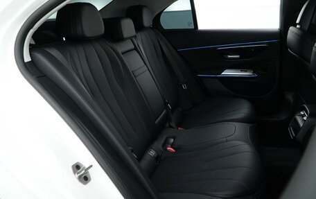 Mercedes-Benz E-Класс, 2024 год, 6 615 000 рублей, 10 фотография