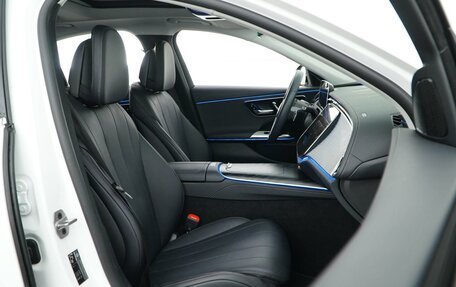 Mercedes-Benz E-Класс, 2024 год, 6 615 000 рублей, 11 фотография