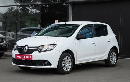 Renault Sandero II рестайлинг, 2015 год, 960 000 рублей, 2 фотография