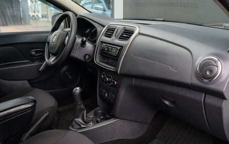 Renault Sandero II рестайлинг, 2015 год, 960 000 рублей, 8 фотография