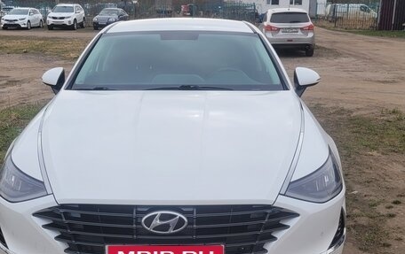 Hyundai Sonata VIII, 2020 год, 2 250 000 рублей, 1 фотография