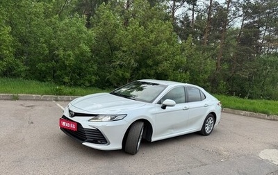 Toyota Camry, 2021 год, 2 650 000 рублей, 1 фотография