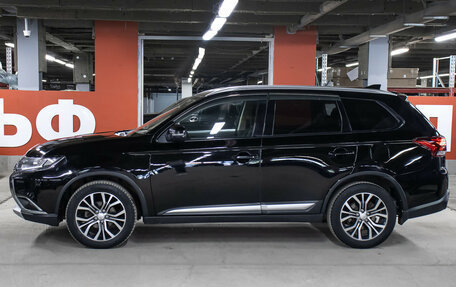 Mitsubishi Outlander III рестайлинг 3, 2017 год, 1 497 000 рублей, 9 фотография