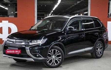 Mitsubishi Outlander III рестайлинг 3, 2017 год, 1 497 000 рублей, 2 фотография