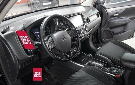 Mitsubishi Outlander III рестайлинг 3, 2017 год, 1 497 000 рублей, 17 фотография