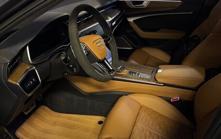 Audi RS 6, 2020 год, 13 000 000 рублей, 5 фотография