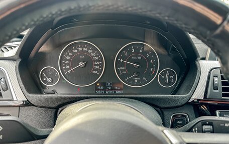 BMW 3 серия, 2018 год, 2 390 000 рублей, 13 фотография