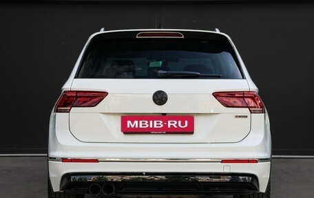 Volkswagen Tiguan II, 2018 год, 2 790 000 рублей, 6 фотография