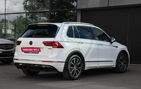 Volkswagen Tiguan II, 2018 год, 2 790 000 рублей, 5 фотография