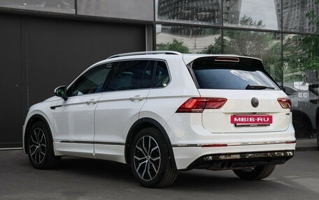 Volkswagen Tiguan II, 2018 год, 2 790 000 рублей, 7 фотография