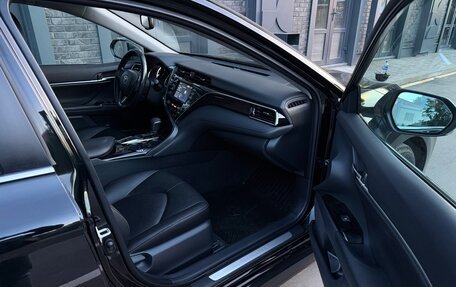 Toyota Camry, 2020 год, 2 450 000 рублей, 14 фотография