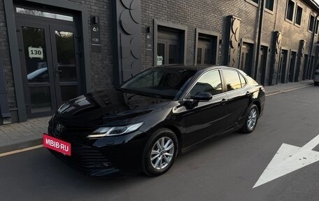 Toyota Camry, 2020 год, 2 450 000 рублей, 2 фотография