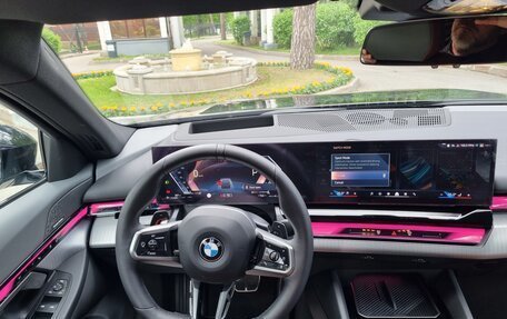 BMW 5 серия, 2025 год, 8 100 000 рублей, 15 фотография
