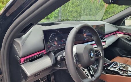 BMW 5 серия, 2025 год, 8 100 000 рублей, 22 фотография