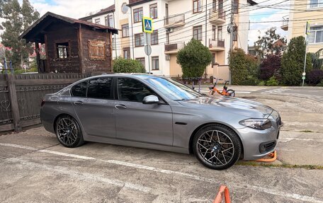 BMW 5 серия, 2016 год, 3 000 000 рублей, 5 фотография
