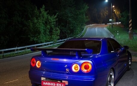 Nissan Skyline, 2001 год, 9 000 000 рублей, 4 фотография