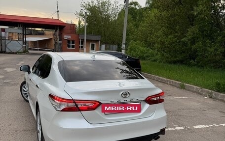 Toyota Camry, 2021 год, 2 650 000 рублей, 8 фотография