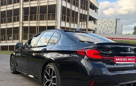 BMW 5 серия, 2020 год, 5 100 000 рублей, 2 фотография