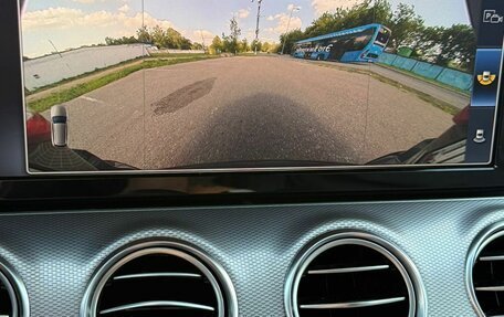 Mercedes-Benz E-Класс, 2019 год, 2 800 000 рублей, 14 фотография