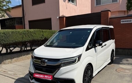 Honda Stepwgn IV, 2020 год, 3 100 000 рублей, 5 фотография